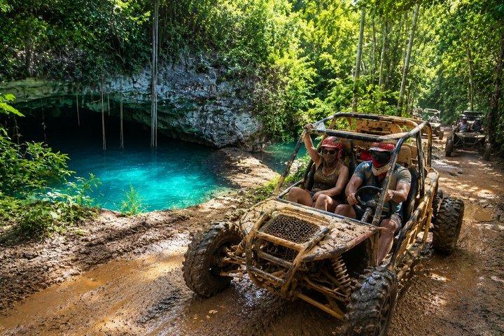 Bayahibe VIP Buggy-äventyr och exklusiv cenote i den blå grottan