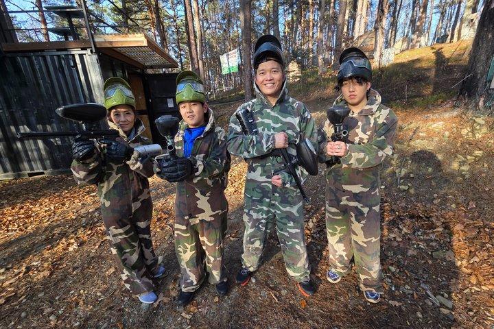 クラクフ発：グロデク ペイントボール プライベート エクスペリエンス