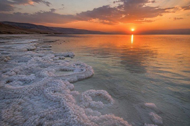 Tour de un día por el sitio de bautismo y el Mar Muerto desde Ammán