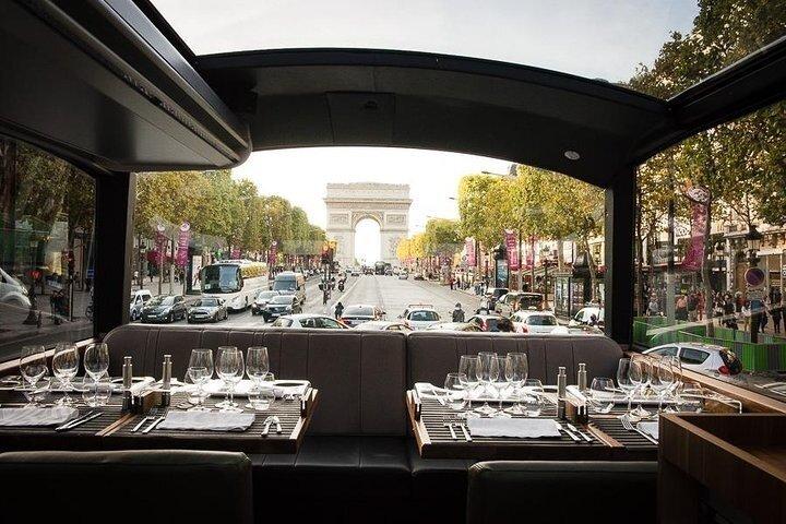 Bustronome Paris Luxe Dîner Gourmand Expérience en Bus à Paris