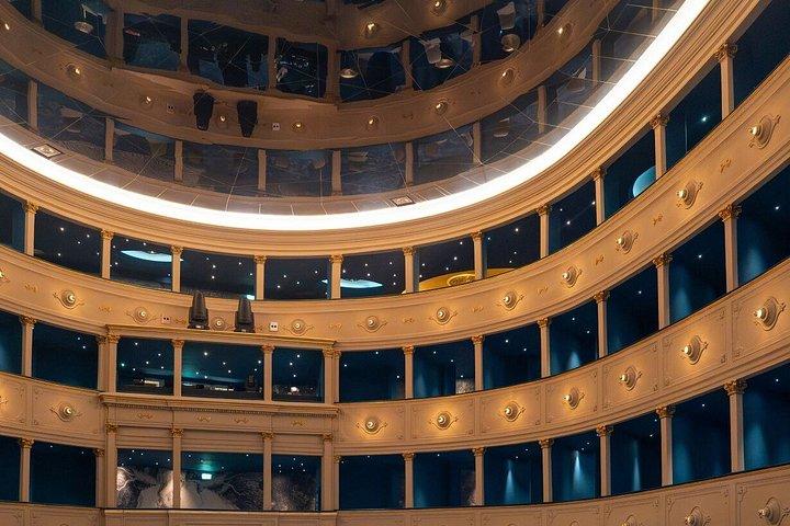 フィレンツェ国立歌劇場での臨場感あふれるイタリア語オペラコンサート