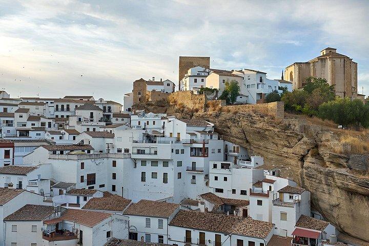 Explore Ronda and Setenil with Private Transportation
