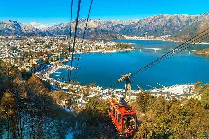 富士山日帰りツアー：加地加地ロープウェイ、忍野八海＆抹茶