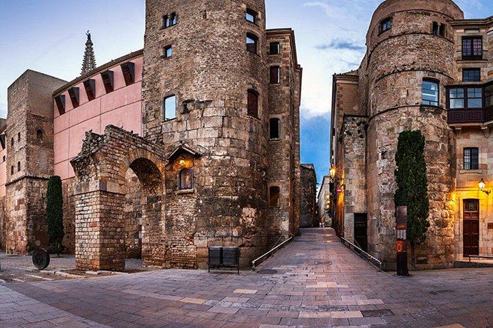 Visite privée complète de Barcelone à pied avec Guide local