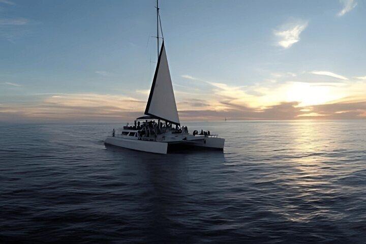 Los Cabos Sunset Cruise with Landmark Views and Guide