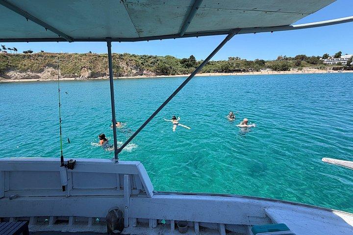BBQと水泳で行くロドス島釣り旅行