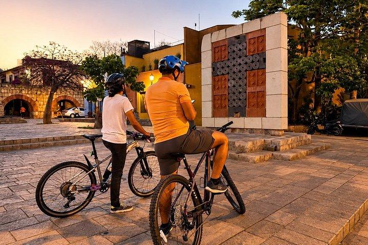 ローカルオアハカストリートフードバイクツアー