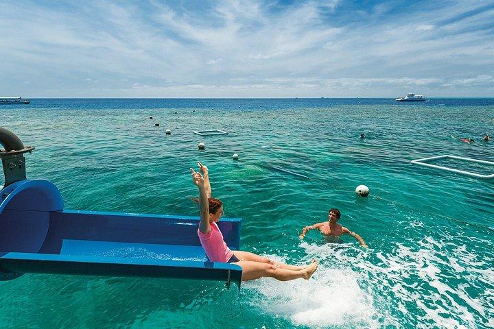 Great Barrier Reef Pontoon and Helicopter