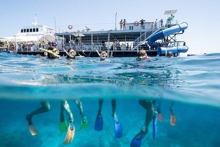 Great Barrier Reef Pontoon and Helicopter