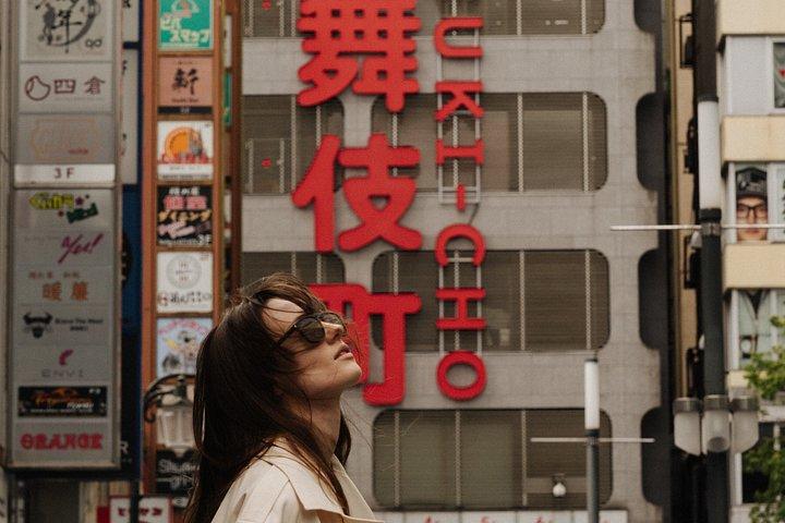 東京・歌舞伎町の夜と昼のポートレート撮影