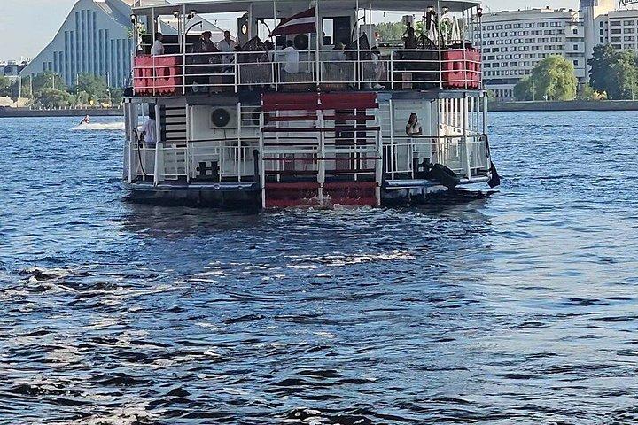 Riga Panoramic River Tour in barca MISISIPI