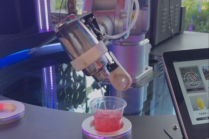上海：ロボットのハイテクと自動運転車半日ツアー