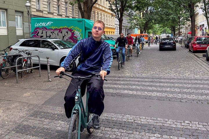 Self-Guided Bike Tour in Berlin with Local Route Tips