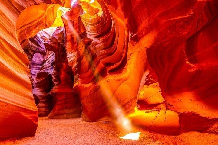 Excursão de grupo no Upper Antelope Canyon a partir de Scottsdale