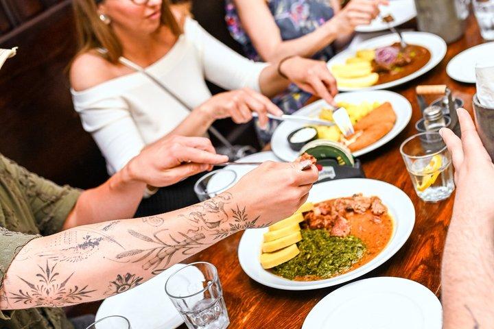 Praga: tour gastronomico della Rivoluzione di Velluto e storia del socialismo