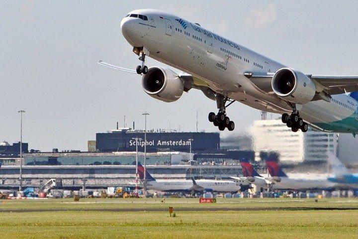 プライベートアムステルダムブリュッセル送迎片道または往復