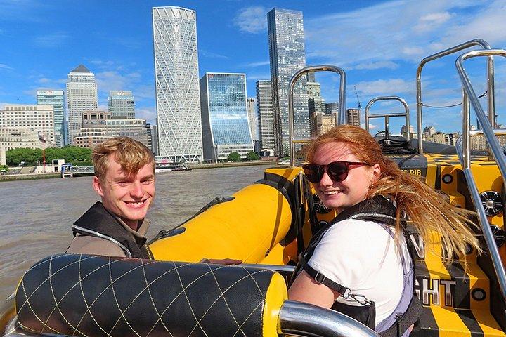 Bootstour mit dem Schnellboot : Uferpromenade ODER Westminster Pier - 70 Minuten