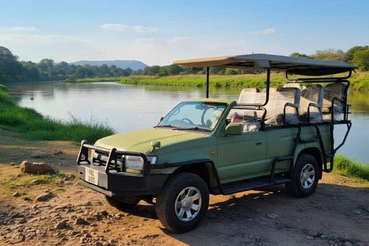 White Rhino Walking & Game Drive Safari in Livingstone