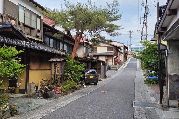 長野 : 下諏訪神社、石仏&歴史ある街歩き