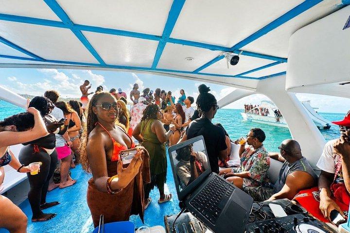 Punta Cana Hip Hop Lifestyle Party Boat avec Open Bar et Live DJ