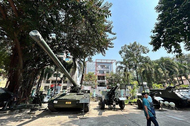 プライベートクチトンネルホーチミン市内観光(ホテル送迎付き)