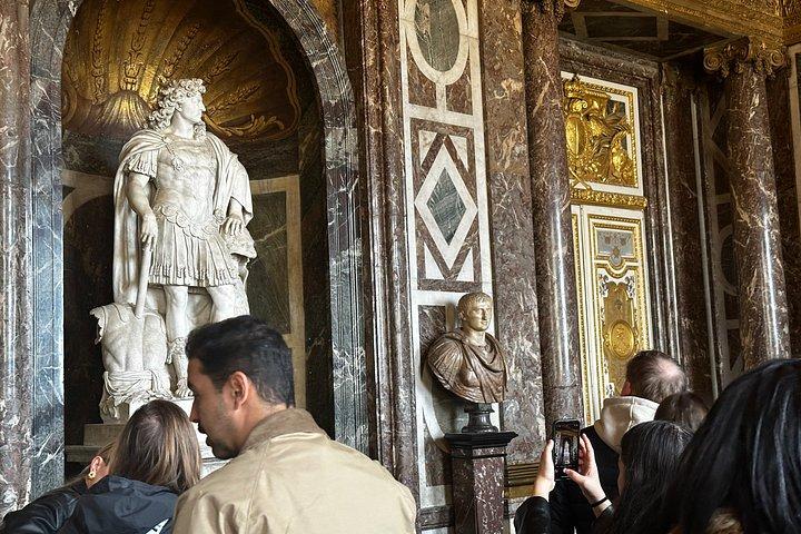 Visita guiada en grupo pequeño a Versalles desde París