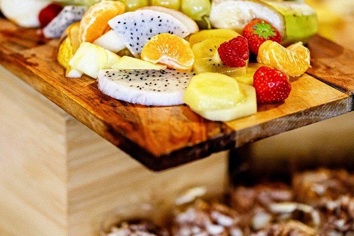 セーヌ川での食べ放題ブランチクルーズ