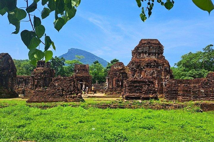 ホイアン発ミーソン保護区贅沢旅行