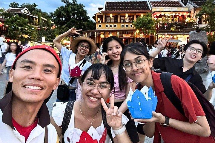 ボートに乗ってココナッツ ジャングル エコとホイアン市内ツアー
