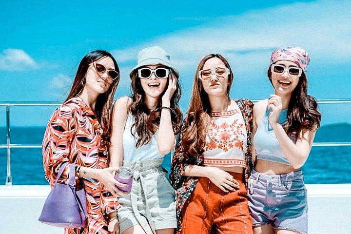 Phi Phi Maya e Maithon di Indigo Luxury Catamaran a Phuket