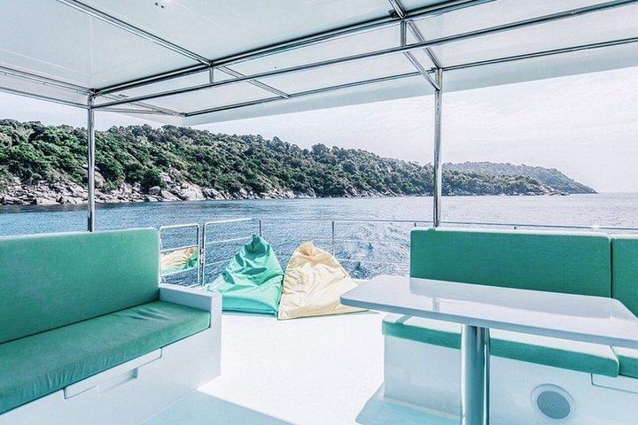 Phi Phi Maya e Maithon di Indigo Luxury Catamaran a Phuket