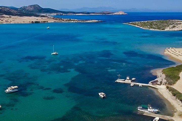 アンティパロス島＆デスポティコ島一周と伝統船