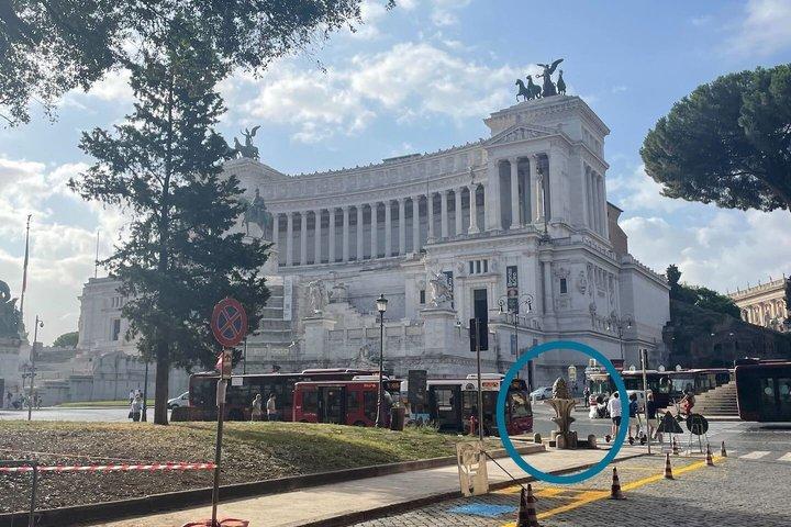 Tour a pie por los monumentos emblemáticos de Roma y las joyas ocultas