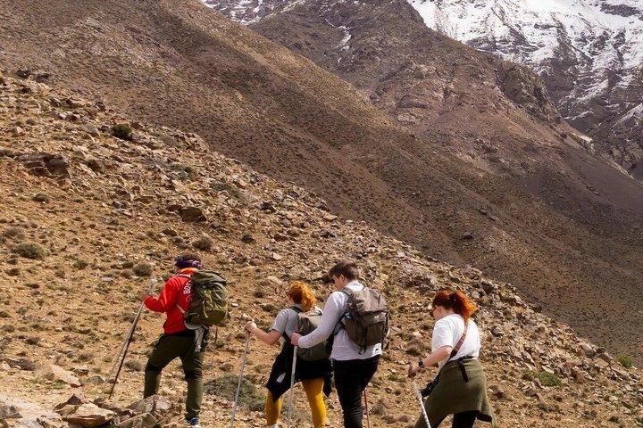 Marrakech:Private Day Hike to Isk Summit (2600m), Atlas Mountains