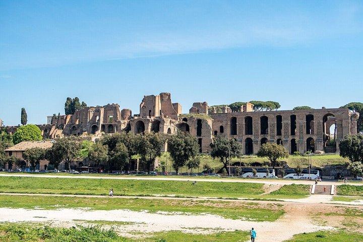 Colosseum, Roman Forum & Palatine Hill Access with Audio Guide