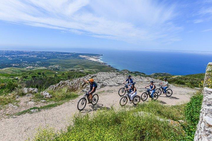 Lisbon : 魔法のシントラ・カスカイe-Bikeツアー