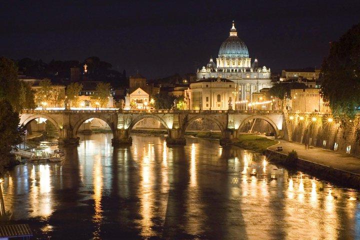 Tour nocturno a pie por el Panteón de la Fontana de Roma Trevi y más