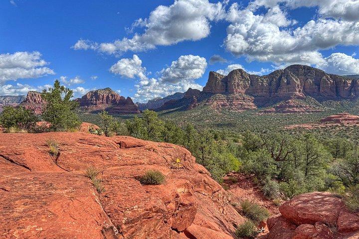Sedona Red Rock Country Monuments Hike With Private Guide