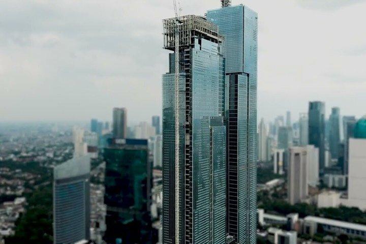 タムリンナイン展望台ジャカルタパノラマビューで上へ