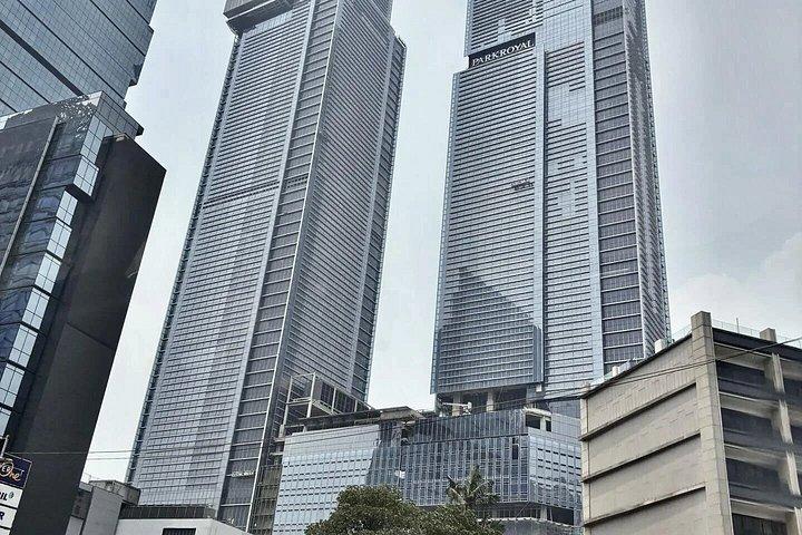タムリンナイン展望台ジャカルタパノラマビューで上へ
