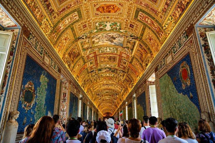 バチカン美術館システィーナ礼拝堂への優先入場