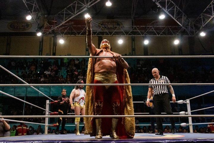 Santo Ring Puebla Lucha libre und die Cantinas der Stadt