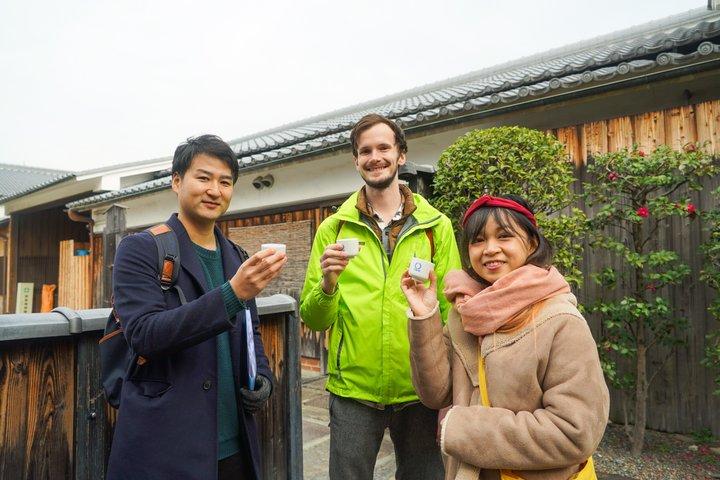 京都・伏見の日本酒ツアー 18の試飲＆歴史ある蔵元