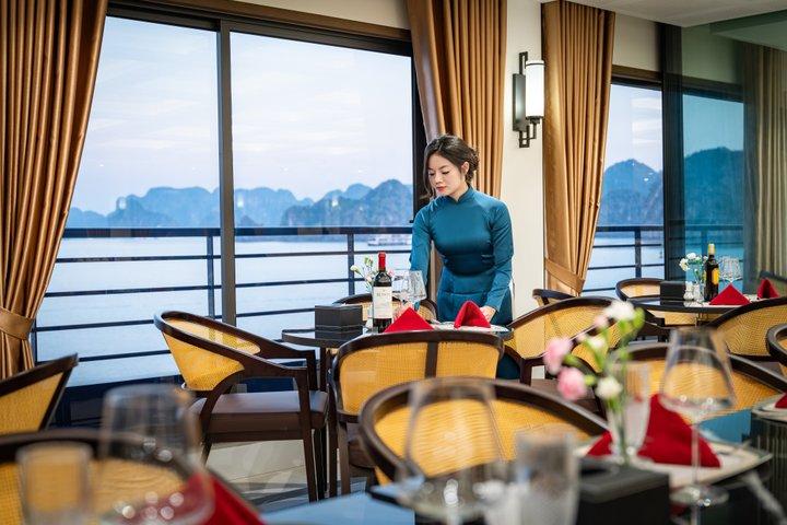 Diana 6 - Star Cruise Halong Bay & Lan Ha Bay 2D1N vanuit Hanoi