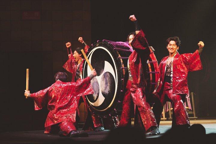 Experiencia Nocturna de Kioto Espectáculo DRUM TAO cerca de la estación de Kioto