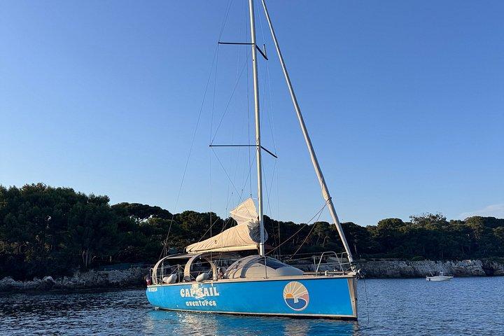 Sunset Sailing Cruise with aperitif at the Island