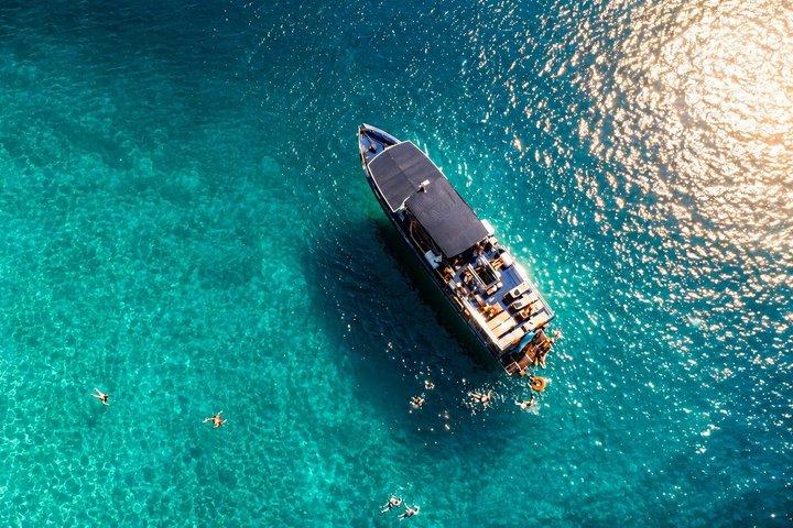Blue Lagoon & 3 Islands Cruise with Lunch, Wine & Swim from Split