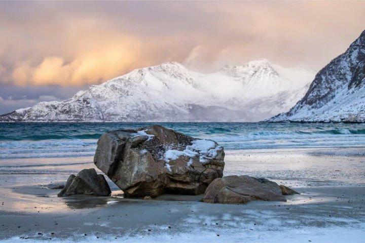 Tromsø : 北極圏のフィヨルド観光とピクニックでソンマロイへ