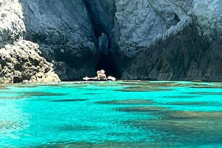Boat tour with aperitif and stops in Tropea and Capo Vaticano