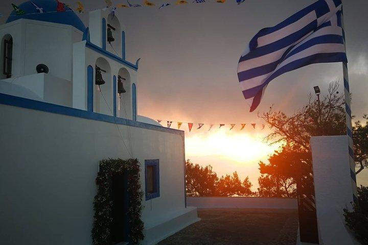 Excursão privada ao nascer do sol em Santorini